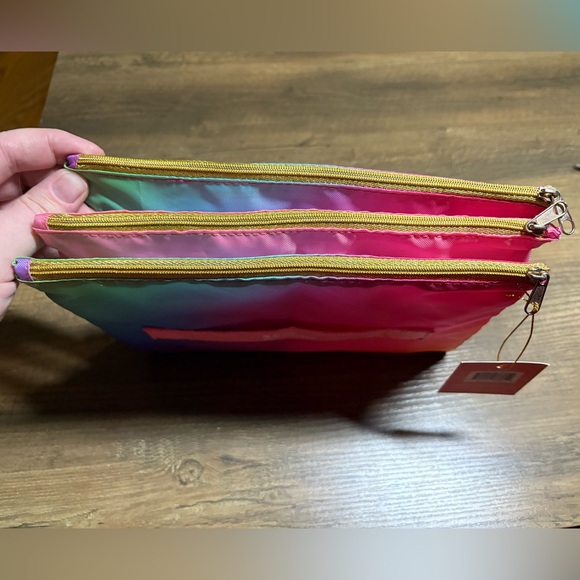 Erin Condren Accordion zip pouch & stickers - Picture 3 of 7